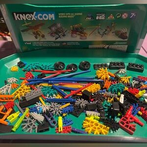 KNEX 200 pieces of random pieces/connectors in large Green tub